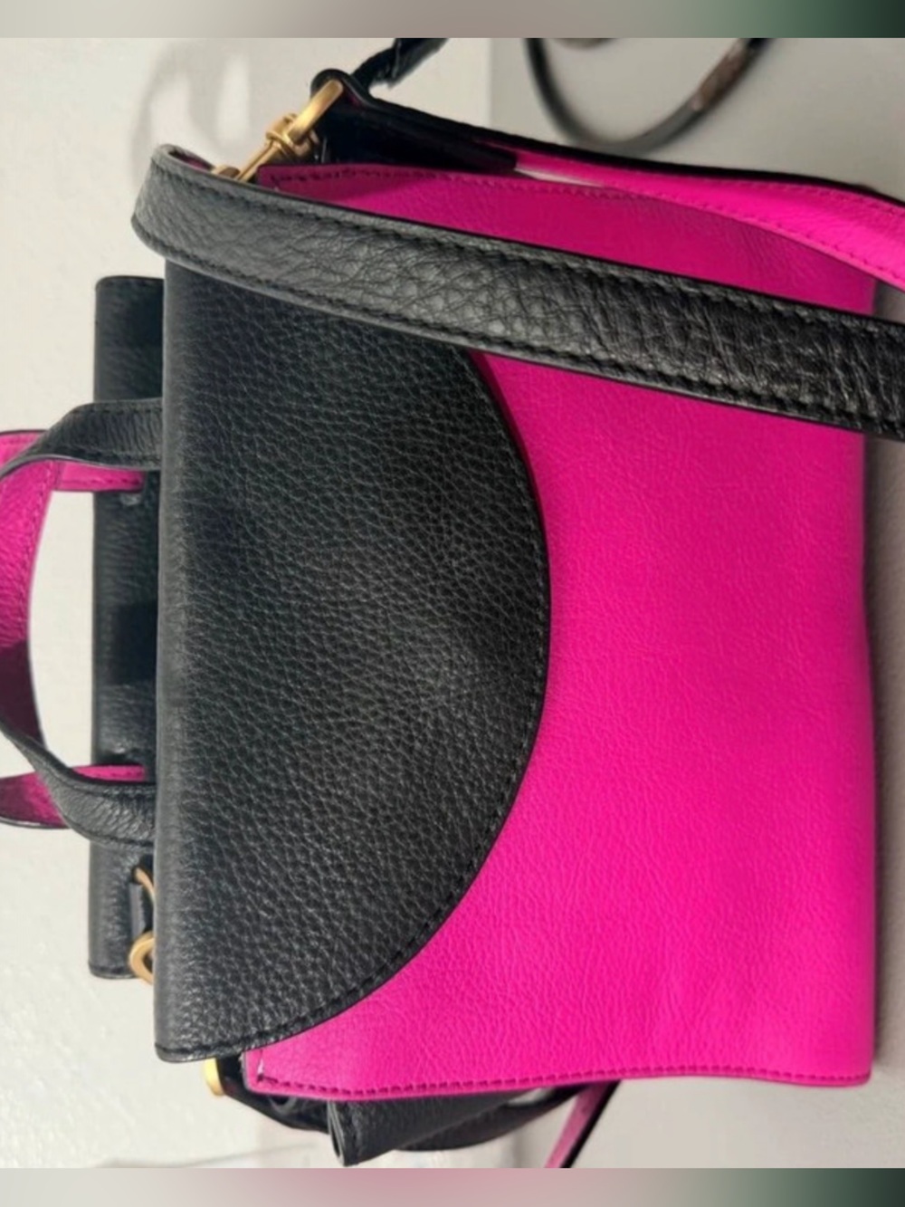 “Like New” Kate Spade Saturday Pink, Black Pebbled Leather Straps, Mini Satchel.